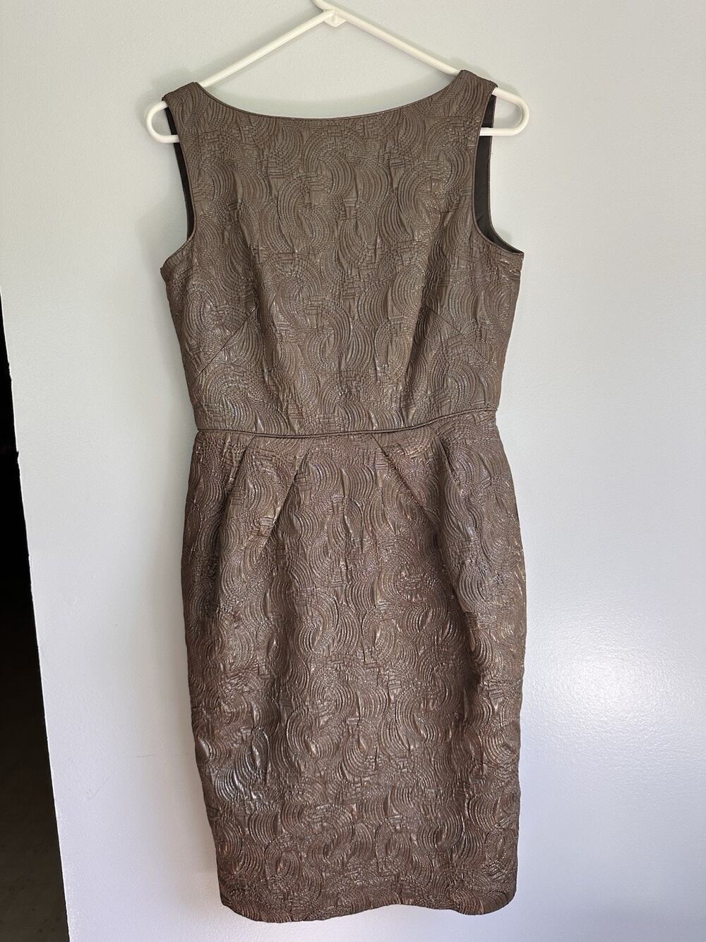 Banana Republic Woman’s Size 6 Taupe Metallic Brown Jacquard Sheath Dress
